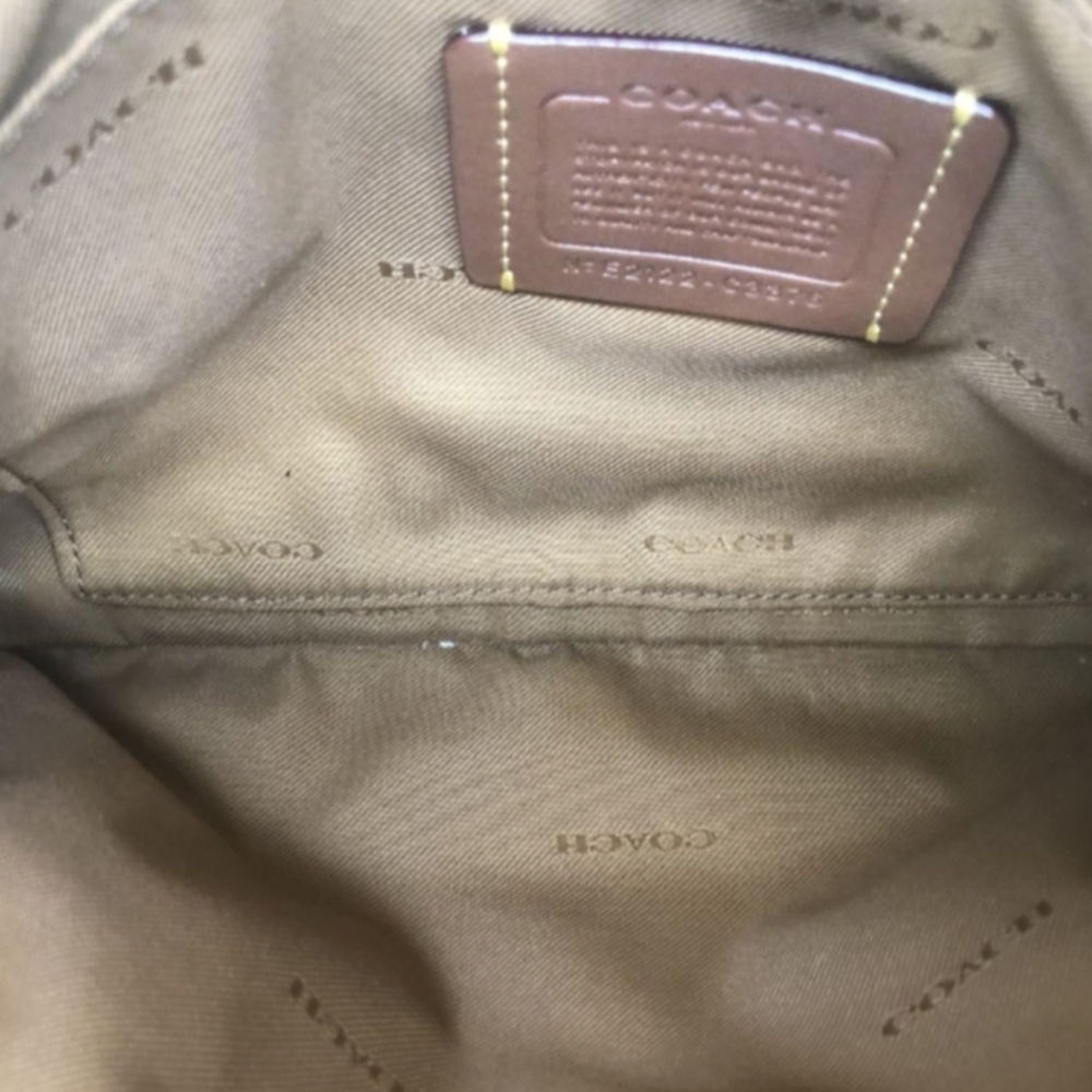 Coach Off White Polished Pebble Leather Crossbody Bag with Gold Accents - Picture 8 of 9